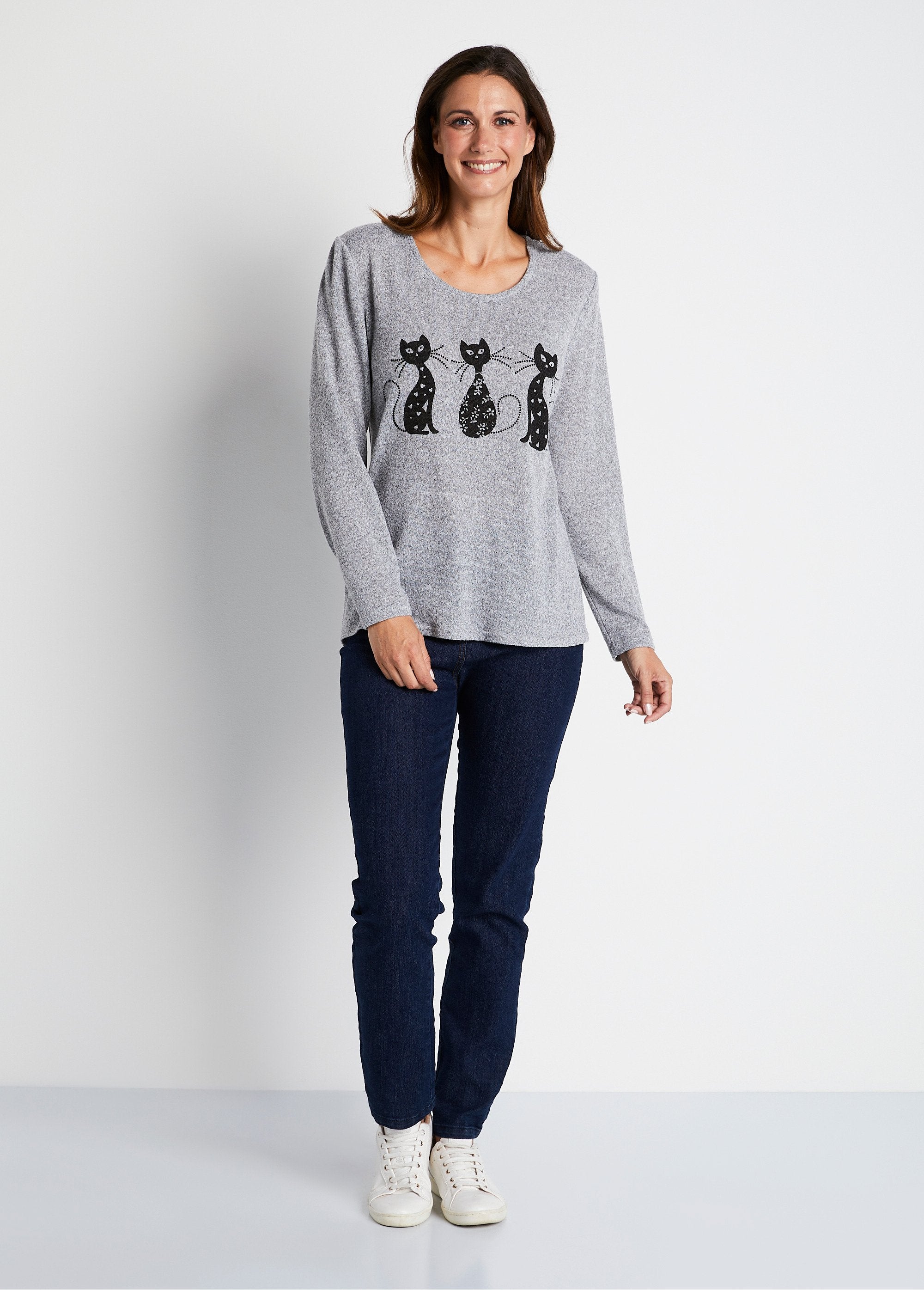 Straight_t-shirt_with_long-sleeved_pattern_Gray_China_SF1_slim