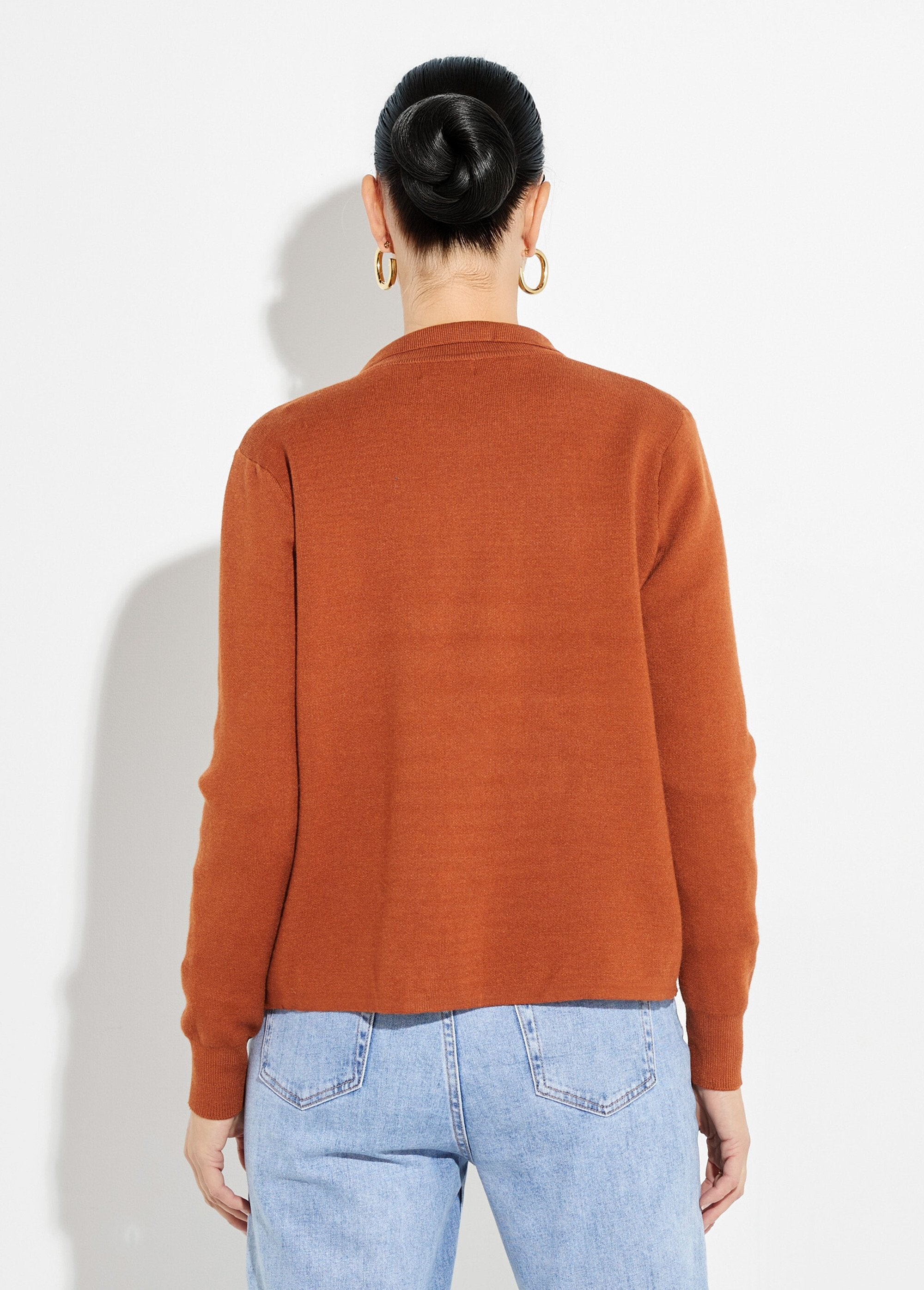 Veste_maille_jacquard_et_boutons_métal_Brique_DO1_slim